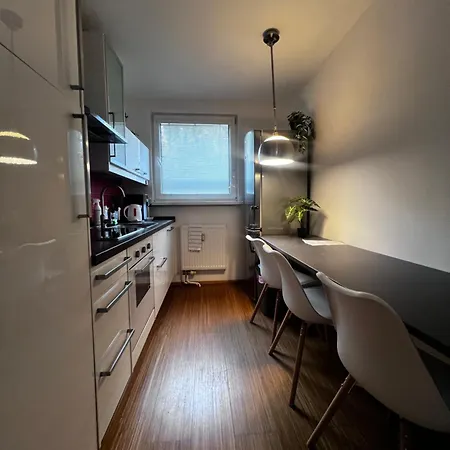 3 Izbový Iggi * Martin